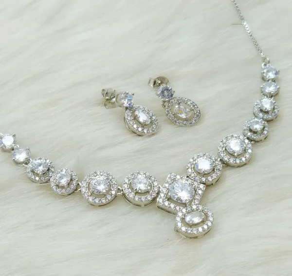 Starlight_Geometric_Halo_Set