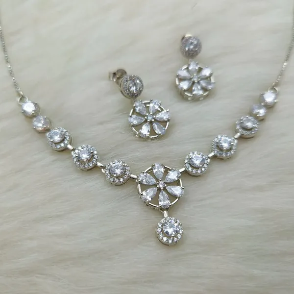 Sterling_Silver_Blossom_Necklace_Set