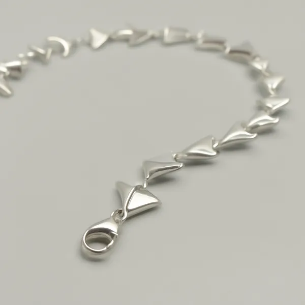 Silver_Arrowhead_Link_Bracelet