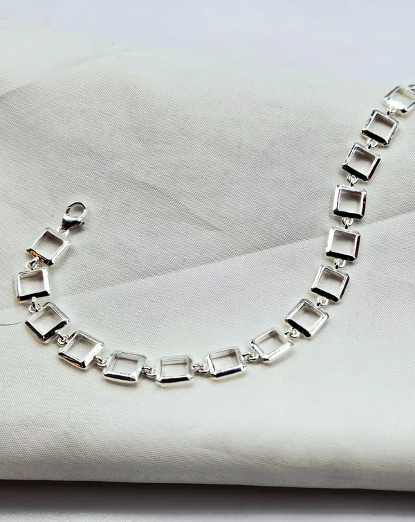 Silver_Square_Link_Bracelet