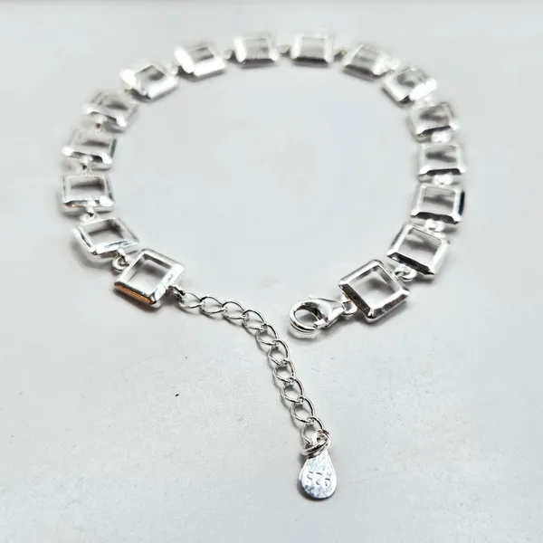 Silver_Square_Link_Bracelet