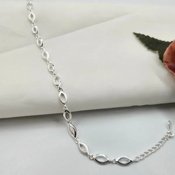 Silver_Marquise_Link_Bracelet