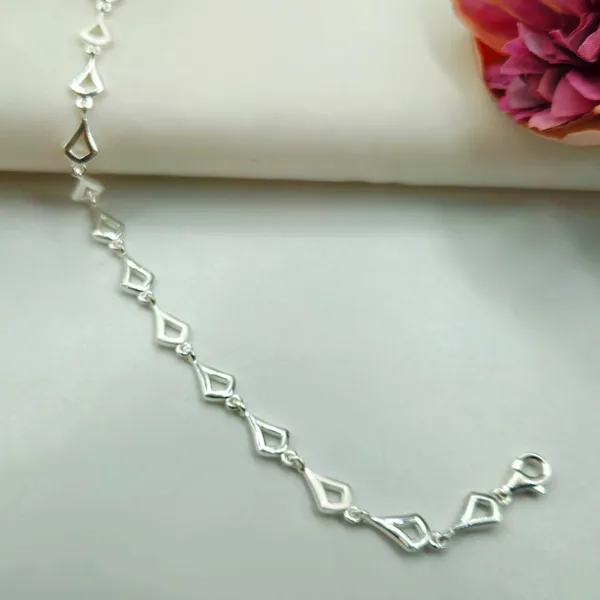 Silver_Diamond_Link_Bracelet