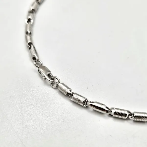 Textured_&_Smooth_Bar_Chain
