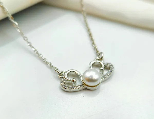 Romantic_Silver_Double_Heart_And_Pearl_Pendant