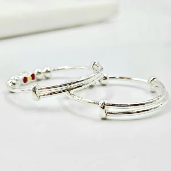 Silver_Hello_Kitty_Themed_Baby_Bangles