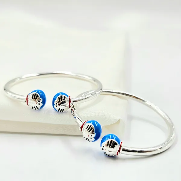 Silver_Enamel_Doraemon_Themed_Baby_Bangles
