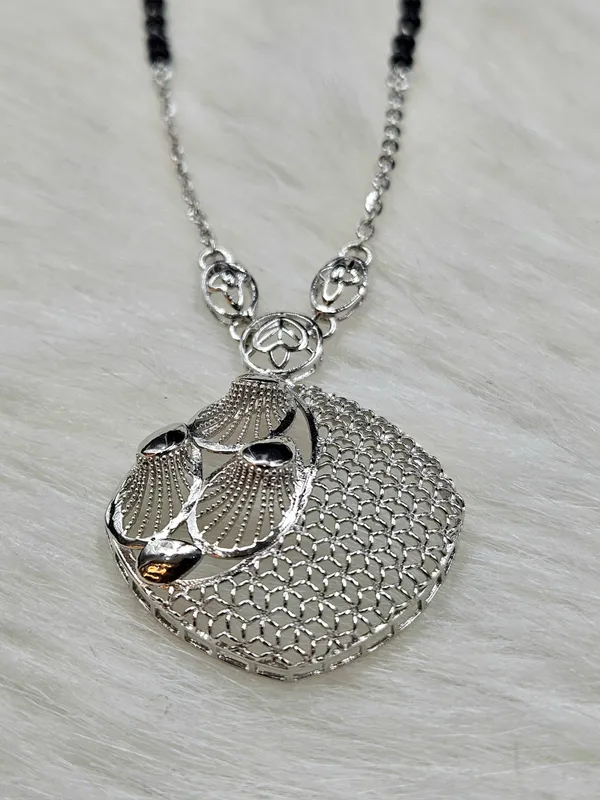 Contemporary_Abstract_Dual-Pattern_Mangalsutra