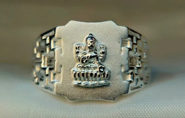 Silver_Goddess_Lakshmi_Signet_Ring_With_A_Geometric_Band