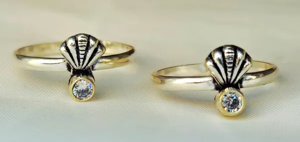 Antique-Finish_Silver_Cobra_Hood_And_Solitaire_Toe_Rings