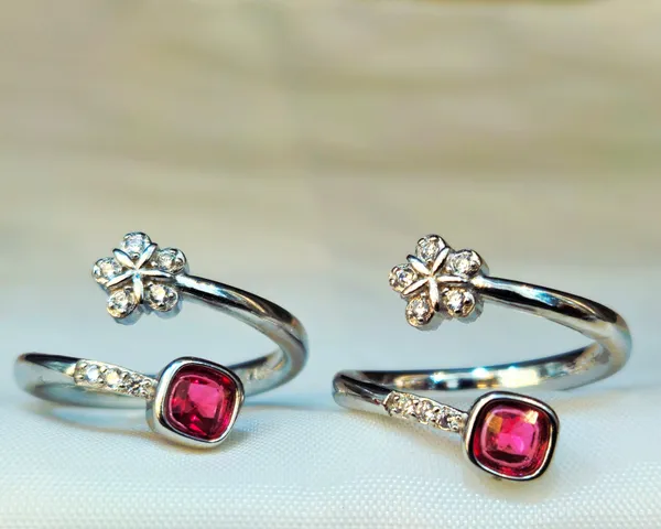 Silver_Diamond_Flower_And_Ruby_Bypass_Toe_Rings