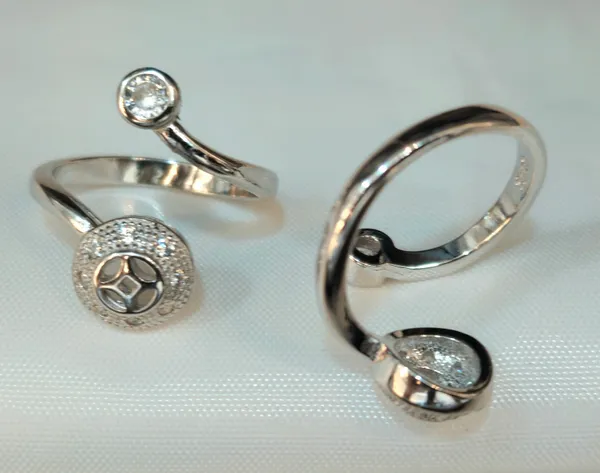 Silver_Square-Circle_Diamond_Cosmic_Toe_Ring