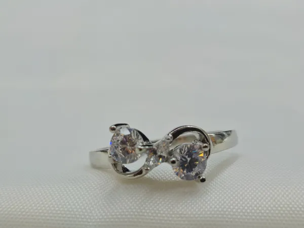 Silver_Crystal_Infinity_Bow_Ring