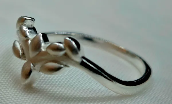 Silver_Leaf_Ring_For_Women