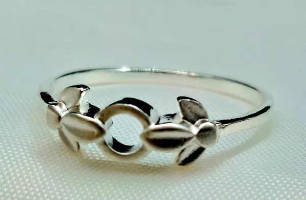 Silver_Butterfly_Ring__For_Women