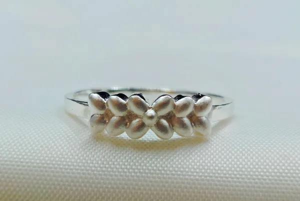 Matte_Silver-Toned_Floral_Trio_Ring