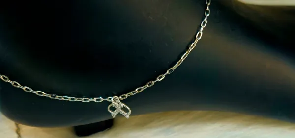 Silver-Toned_Sparkling_Ribbon_Charm_Anklet