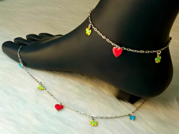 Silver-Toned_Heart,_Flower,_And_Butterfly_Charm_Anklet
