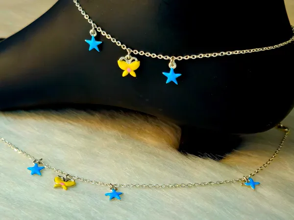 Silver-Toned_Yellow_Butterfly_And_Blue_Star_Charm_Anklet