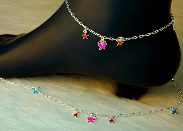 Silver-Toned_Butterfly_And_Star_Charm_Anklet