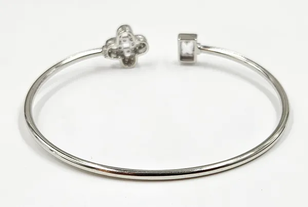 Infinity_Knot_Bracelet__For_Women