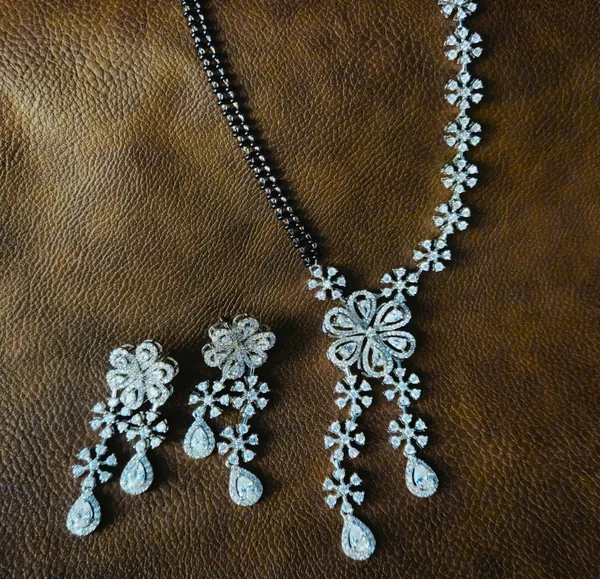 Blossom_Cascade_Silver_Necklace