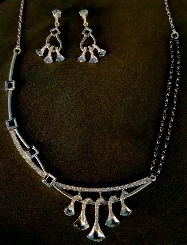 Crystal_Bell_Drop_Necklace