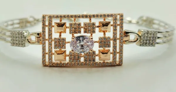 Silver_Majesty_Geometric_Bracelet