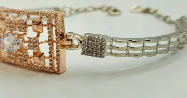 Silver_Majesty_Geometric_Bracelet
