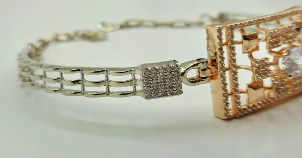 Silver_Majesty_Geometric_Bracelet
