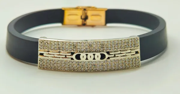 Audi-Inspired_925_Silver_Elastic_Bracelet
