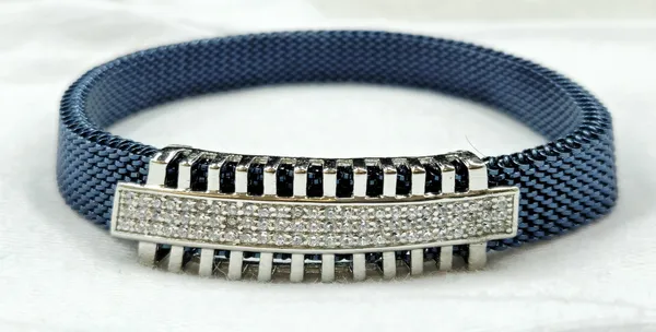 Blue_Luxe_Grid_Bracelet