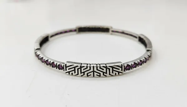 Crimson_Art-Deco_Bangle
