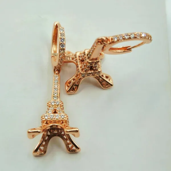 Parisian_Glam_Eiffel_Tower_Hoop_Earrings