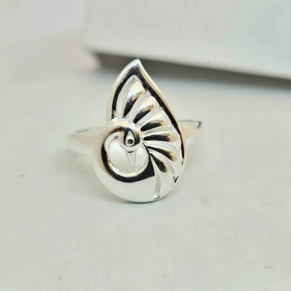 Finesse_Peacock_Ring