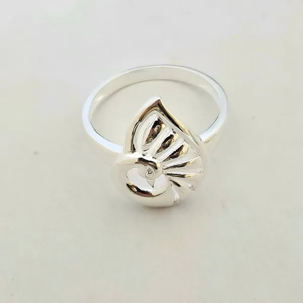 Finesse_Peacock_Ring