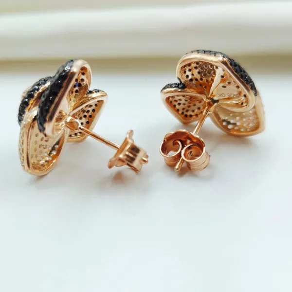 Noir_Blossom_Studs