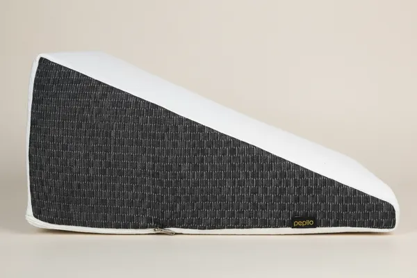 Grey_Memory_Foam_Wedge_Pillow_Post-Surgery_Recovery_And_Leg_Elevation