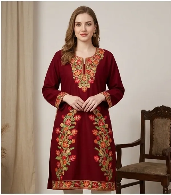Maroon_Woolen_Phiran_For_Women