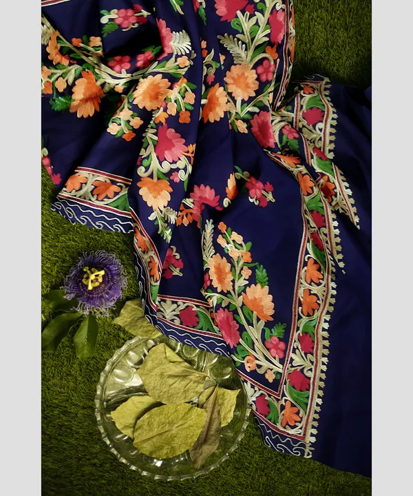 Navy_Blue_Woolen_Shawl_For_Women