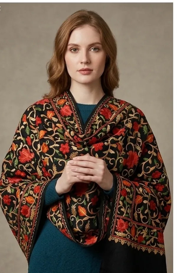 Black_Woolen_Shawl_For_Women