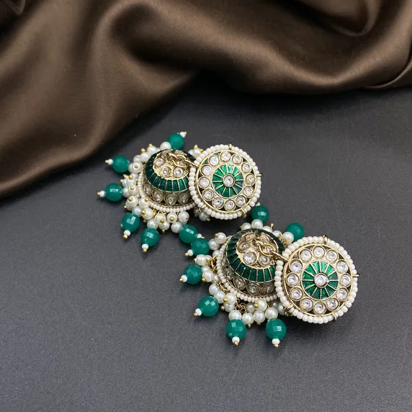 Green_Classic_Kundan_Elegant_Jhumkas