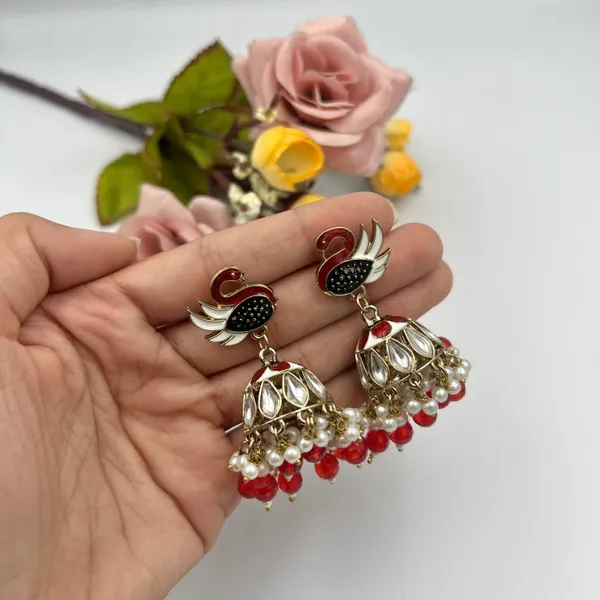 Marron_Elegant_Kundan_Gold-Plated_Jhumka_Earrings