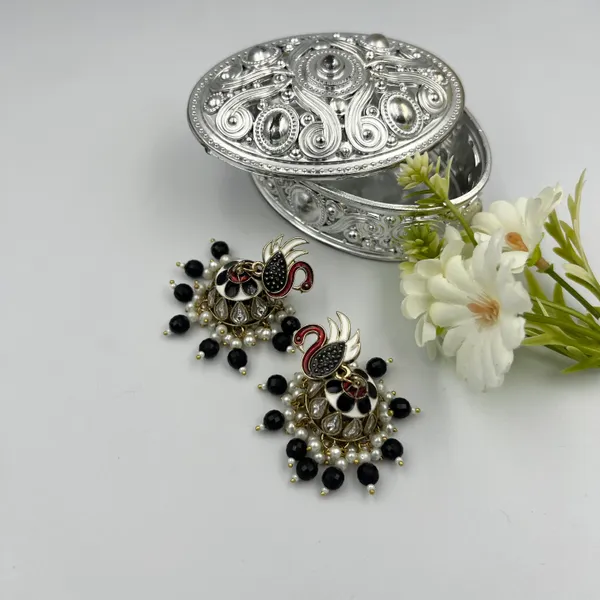 Black_Elegant_Women_Girls_Kundan_Gold_Plated_Jhumka_Earrings