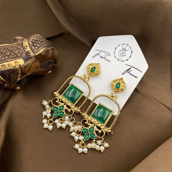 Latest_Stylish_Traditional_Mehndi_Polish_Green_Jhumka_Earrings_for_Women_&_Girls