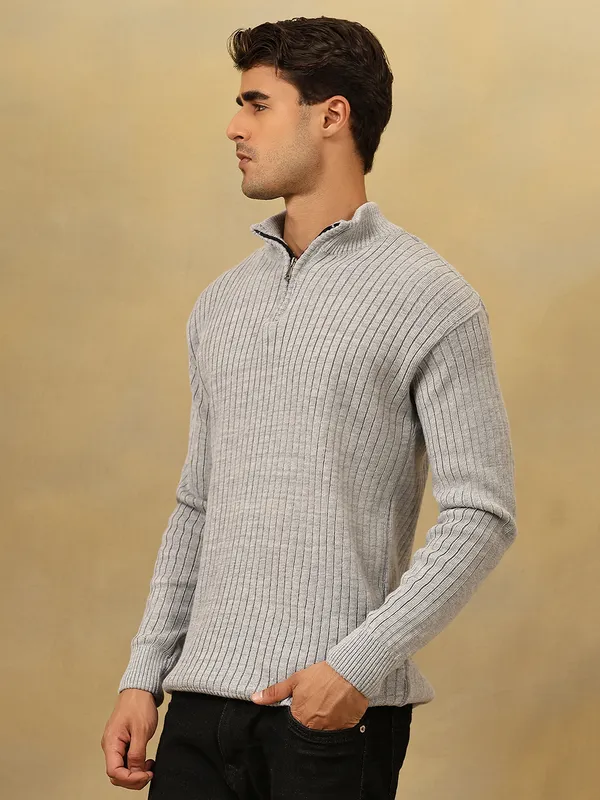 Light_Grey_Woolen_Zipper_Sweater_For_Men