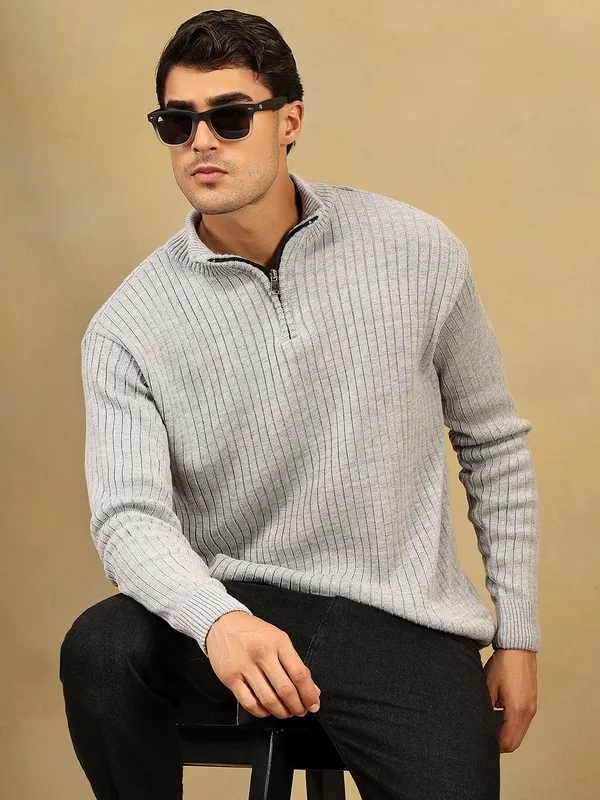 Light_Grey_Woolen_Zipper_Sweater_For_Men