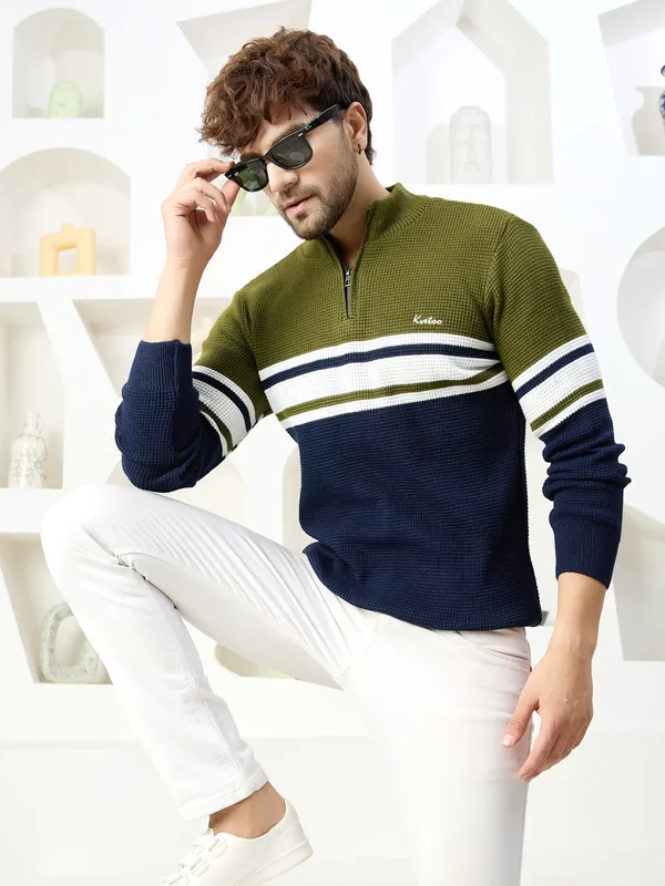 Olive_Mens_Half_Zipper_Self_Knitted_Striped_Sweater