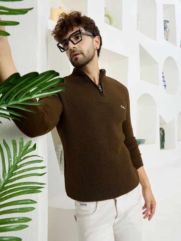 Brown_Mens_Half_Zipper_Self_Knitted_Plain_Sweater