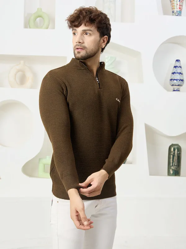Brown_Mens_Half_Zipper_Self_Knitted_Plain_Sweater